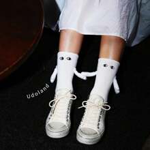 2 Pairs Magnetic White Couple's Hand Holding Socks, Cute Doll Gag Gift Crew Socks, Unisex