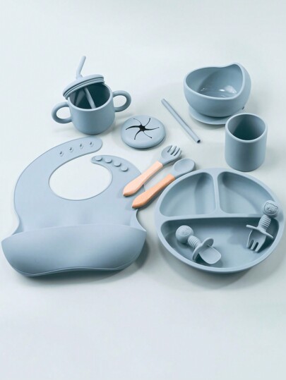 9 pezzi/1 set di utensili per l'alimentazione dei bambini, set di stoviglie per bambini in silicone con ciotola, piatto con base a ventosa, bavaglino regolabile in silicone, tazza per spuntino per bambini con cannucce in silicone, 2 paia di forchetta e cucchiaio in silicone adatti per le piccole mani dei bambini