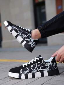 Men's Athletic Canvas Skate Shoes - Black and White - View 3