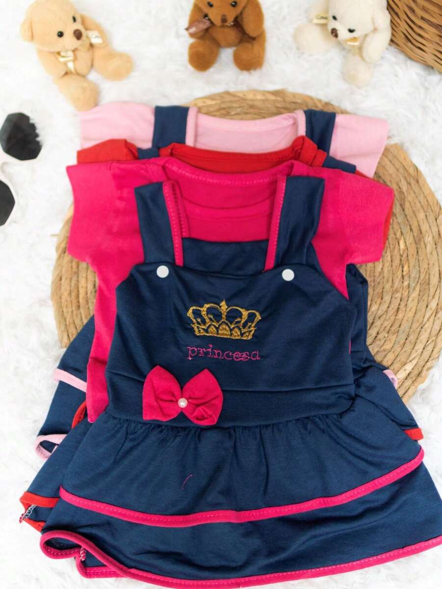 Kit 02 Jardineiras Jeans com blusinha Infantil Menina Recém-Nascida 04 peças