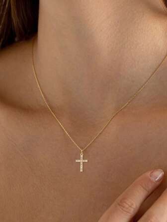 1 st. Delikat Enkel 18K guldpläterad Kors Hänge Halsband i Rostfritt Stål Med Mikro-inlagd CZ Sten