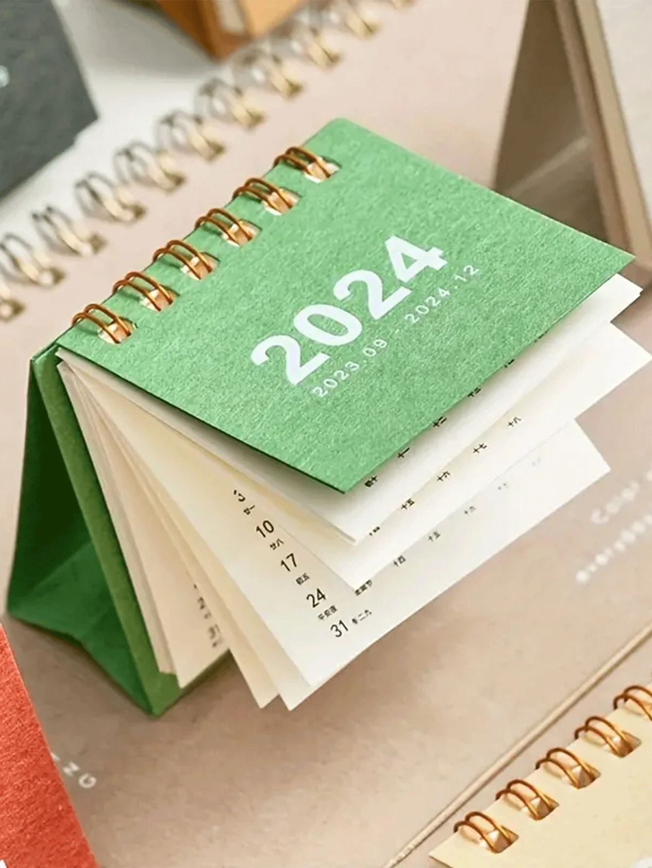 1pc Mini Desktop Calendar With Creative Digital Graphic Design ...