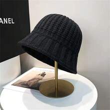 女式針織漏斗帽，秋冬季節，立體塑形，保暖，保護耳朵，極簡主義，休閒百搭，新款