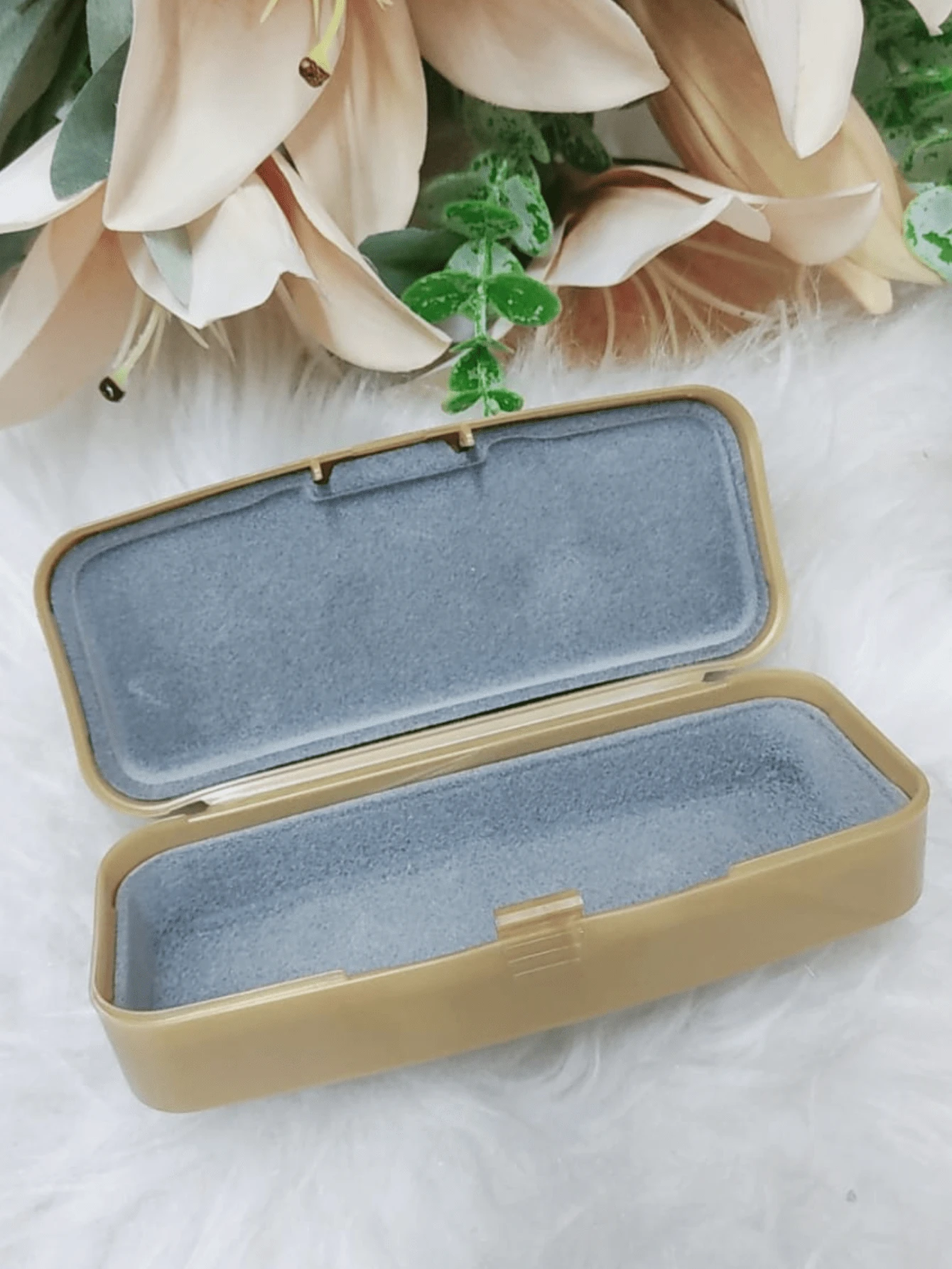 Women Glasses Accessories - Gold - View 1