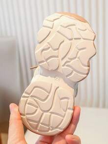 兒童鞋,適合5至14歲兒童的運動鞋