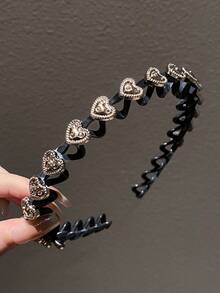 1枚極簡主義心形女式髮箍，適用於髮型造型