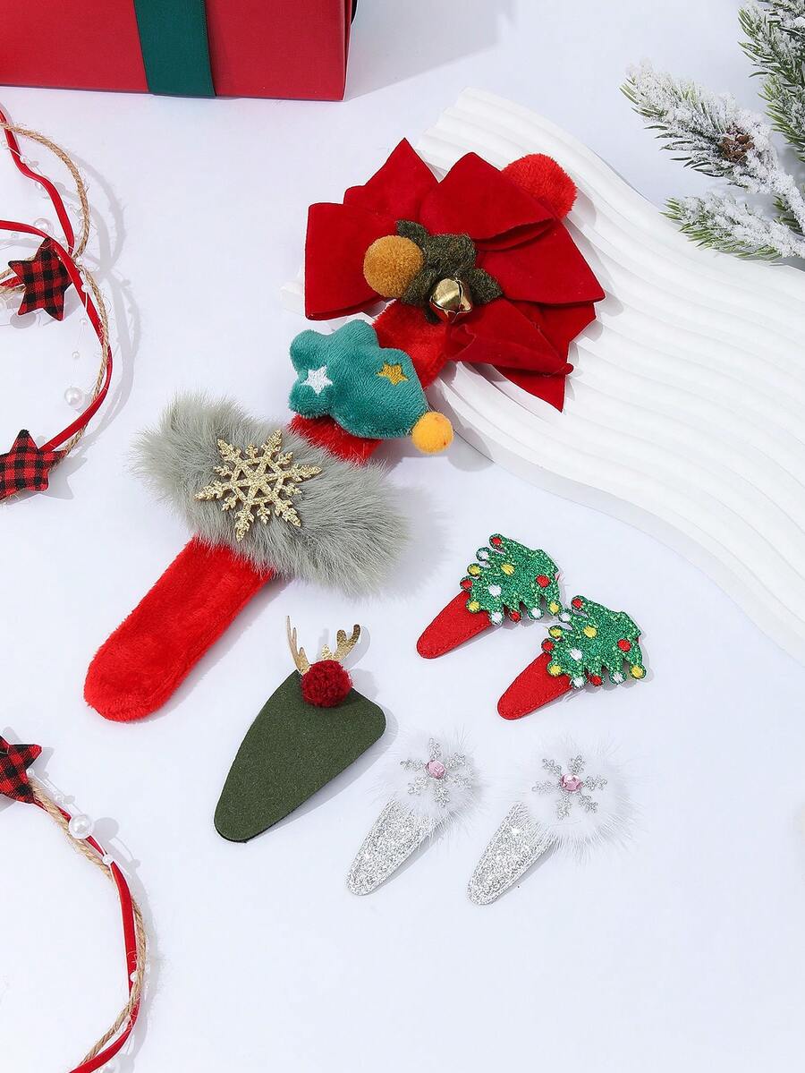 8入組聖誕樹設計配飾套裝,包括手帶、髮圈、蝴蝶結、髮夾和雪花頭箍,適用於假日派對和禮物