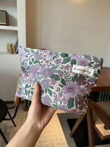 Aesthetic Travel Makeup Bag, 1Pc Cute Daisy Floral Print Large Capacity Lightweight Toiletry Handbag Bath Shower Bag Multifunctional Cosmetic Organizer Cute Handbag Wallet Pouch Case Portable Cosmetics Brush Storage Clutch With Zipper Closure For Lipstick, Brush, Skincare, Mobile Phone, Coin, Small Items, For Home, Travel, Vacation And School Use Storage Makeup Organizer Makeup Case Makeup Travel Toiletry Organizer Essentials Gifts Storage Zipper Accessories Nail