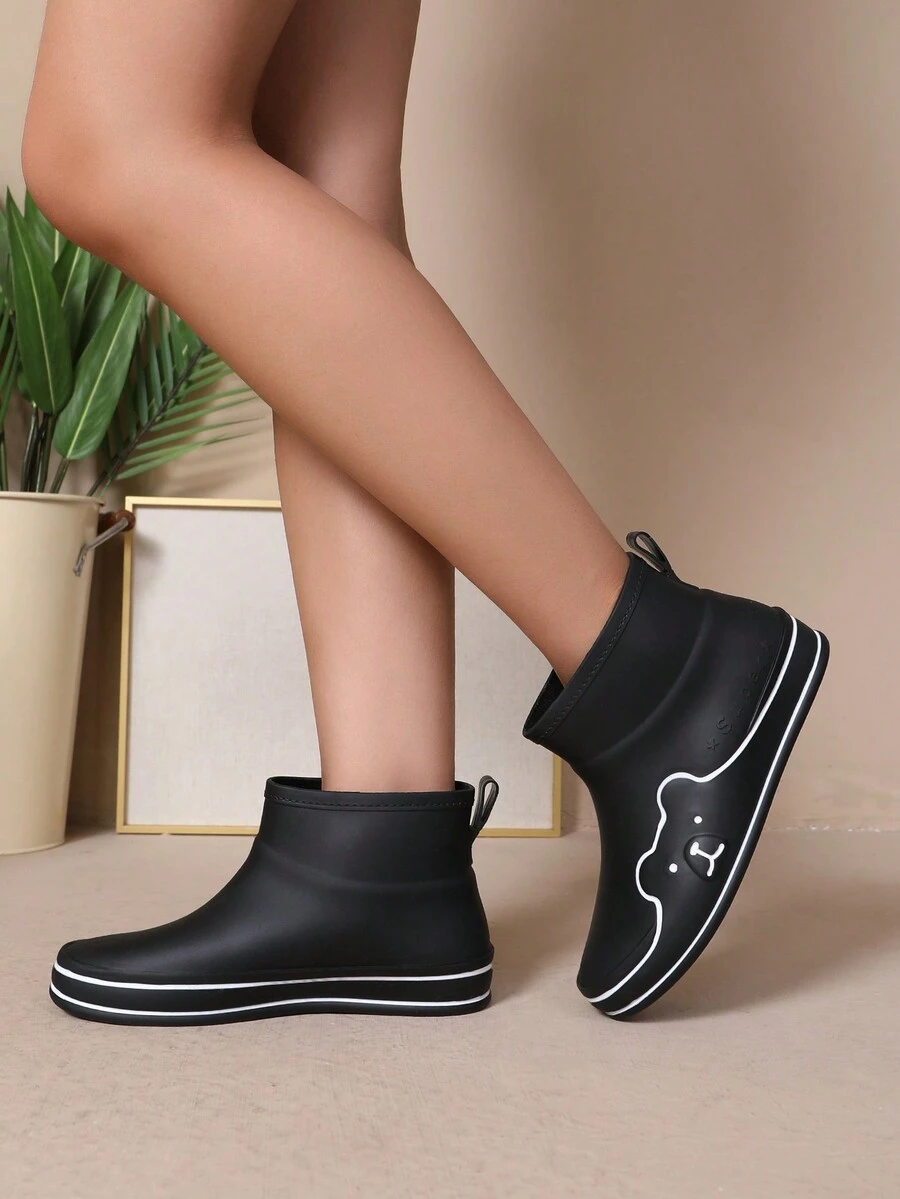 多功能時尚女式短筒雨靴,防水防滑卡通橡膠鞋,新品上市