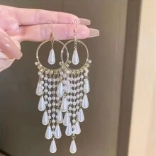 1對珍珠掛飾耳掛，長珍珠流蘇耳環，誇張優雅，女士耳環，新娘耳環，適用於婚禮派對，女性珠寶禮物，聖誕和新年禮物