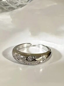 一個銀戒指 - 銀色鑲鑽 - 查看 4