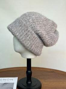 1頂針織帽,冬季長款針織帽,休閒鬆懶風格,保暖耳朵保護帽,適合女性日常穿著