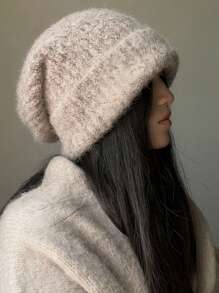 1頂針織帽,冬季長款針織帽,休閒鬆懶風格,保暖耳朵保護帽,適合女性日常穿著