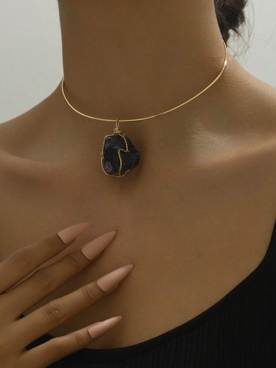 1pc Asymmetrical Amethyst Crystal Stone Pendant Necklace Wrapped In Wire, Personalized Design - Purple - View 1