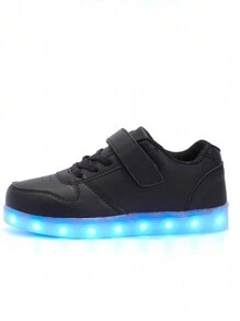 Um par de tênis com alça para crianças, branco, tênis de estudante, tênis leves, tênis com luzes LED, tênis com luzes coloridas, adequados para dança de rua, hip hop, festas de moda, parques e turismo. - Preto - Visão 4