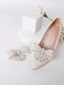 1對白色假珍珠和鑽石鞋扣，適用於新娘鞋、泵鞋、平底鞋、可拆卸式鞋飾