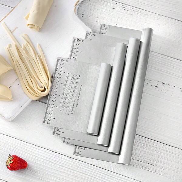 Stainless Steel Noodle Cutter With Scale And Scraper, Suitable For Cutting Noodles, Steamed Buns, And Other Foods, Available In Sizes Of 6in, 9in, 10in, 12in. Suitable For Manual Noodle Making And Baking.