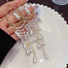 1對珍珠掛飾耳掛，長珍珠流蘇耳環，誇張優雅，女士耳環，新娘耳環，適用於婚禮派對，女性珠寶禮物，聖誕和新年禮物