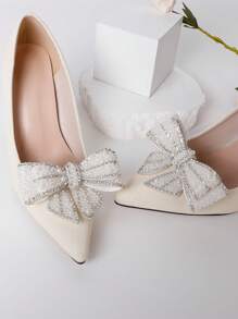 1對白色假珍珠和鑽石鞋扣，適用於新娘鞋、泵鞋、平底鞋、可拆卸式鞋飾