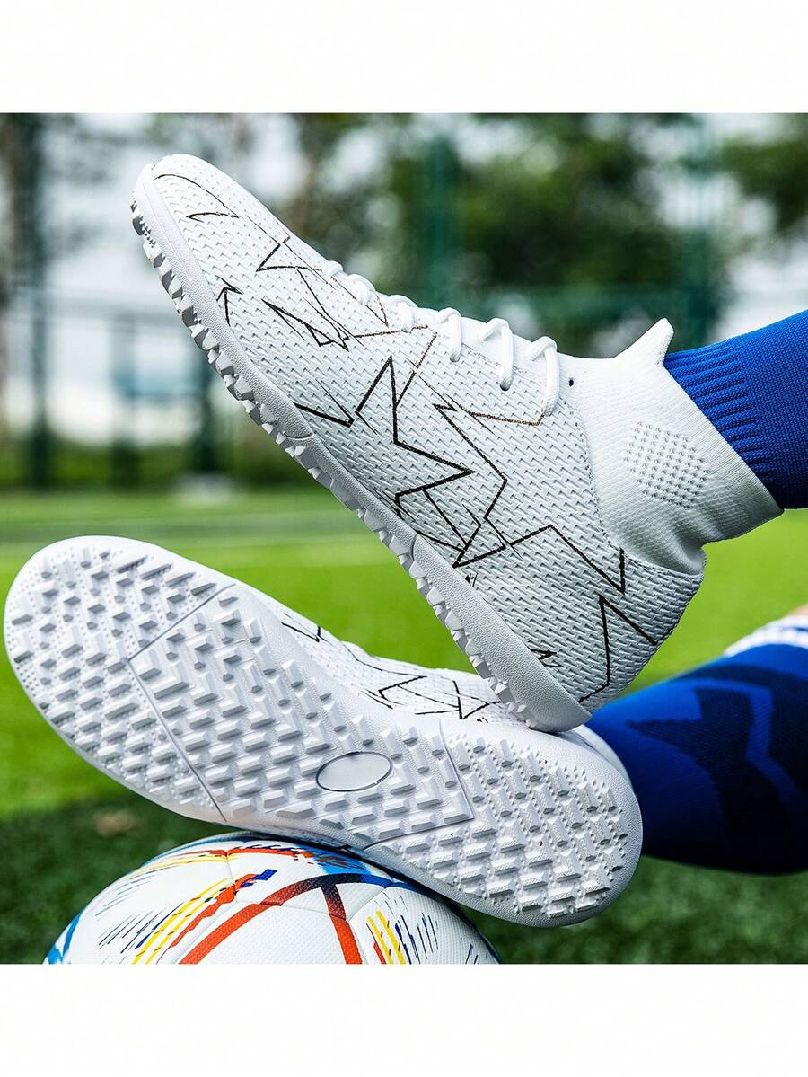 男子足球鞋足球靴专业训练草皮男式户外室内运动竞技大童