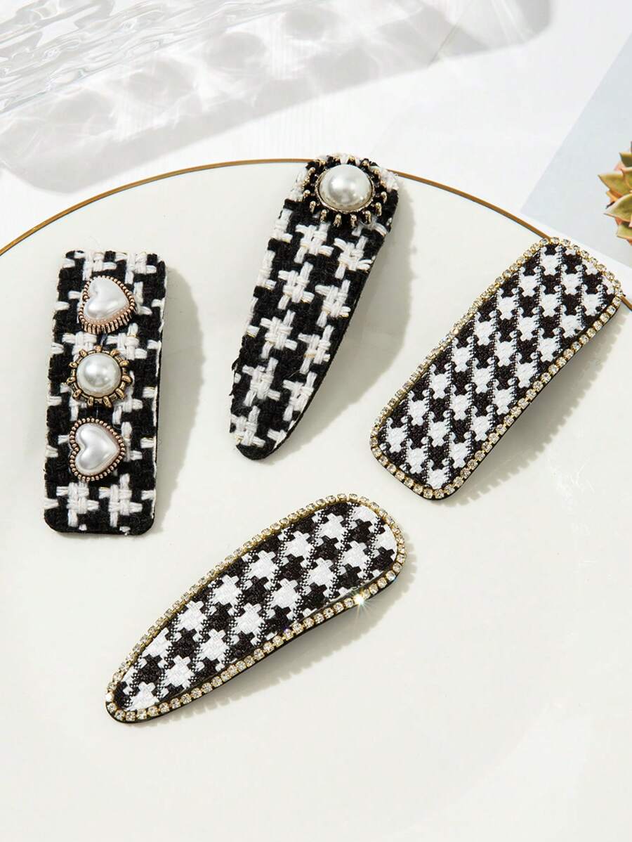 高雅的4入組高檔時尚可愛髮夾，包括鑲有水晶的夾子、頂部夾子、後腦勺夾子和立體紋路BB夾子。 - 彩色 - 查看 1