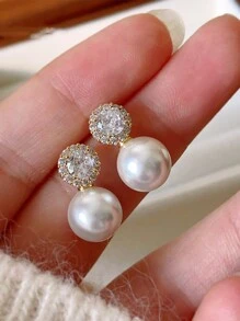 1pair Minimalist Small Faux Pearl Earrings - Gold - View 1