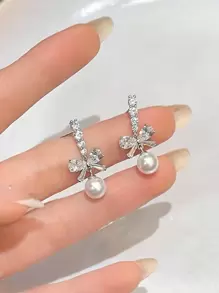 1pair French Style Luxurious Bowknot & Faux Pearl Design Chic Sweet & Elegant Earrings For Women