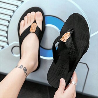 Men's Summer Beach Thick-soled Personalized Casual Flip-flops