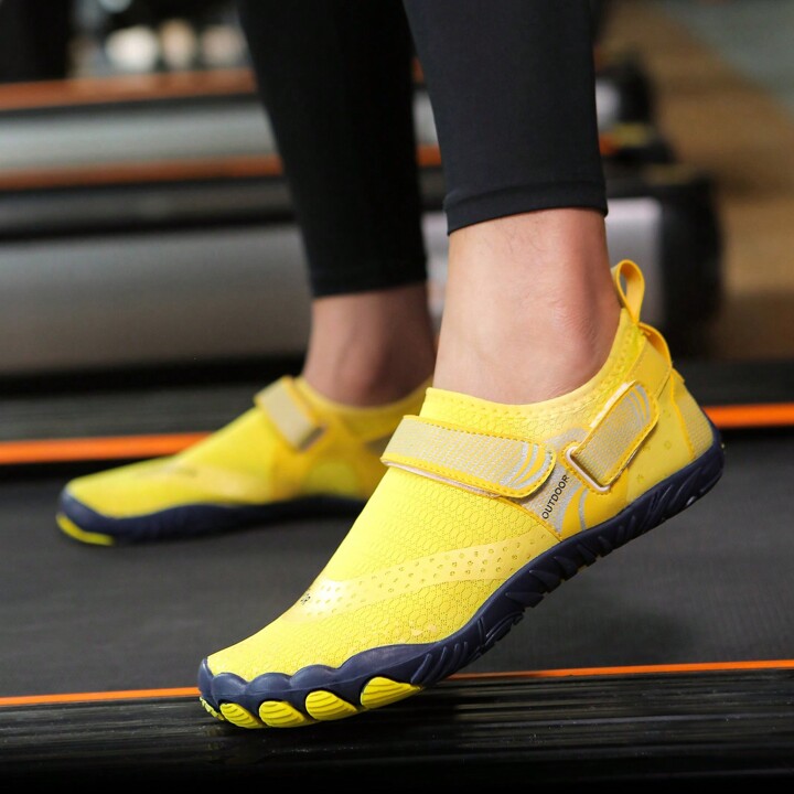 Men s Indoor Training Shoes For Squat Jump Rope And Running Machines Soft Bottom Anti slip Strength training Sport Shoes SHEIN