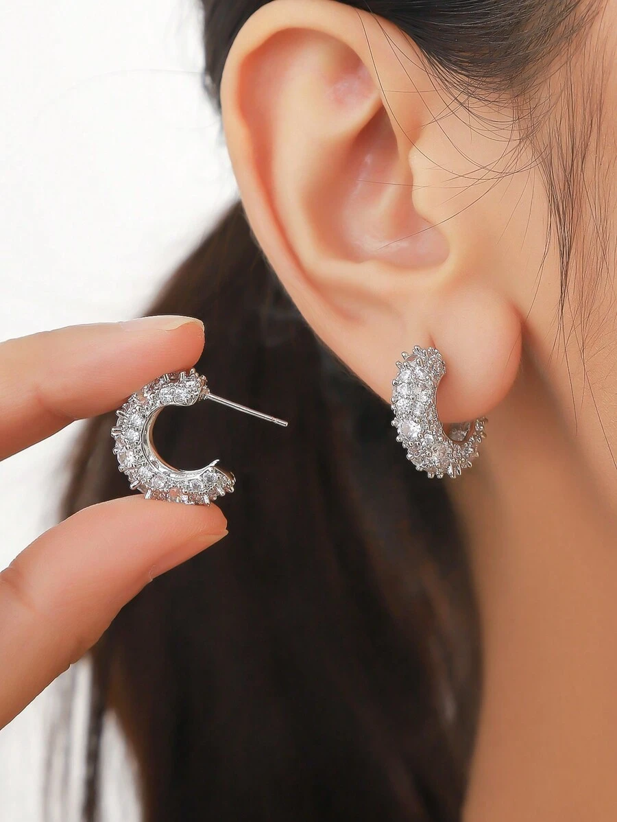 1 đôi Đúng mốt Đơn giản Hình C Thiết kế Tinh tế Sang trọng Chất lượng Của phụ nữ Hoa tai Với Sáng bóng Khối Zirconia - Bạc - Xem 1
