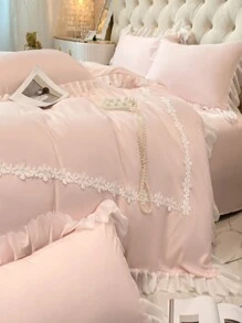可愛的蕾絲修飾洗車絲床上用品套裝(1件被罩和2件枕套)