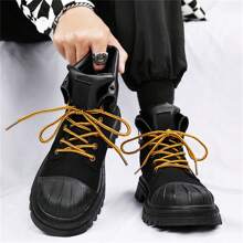 男士時尚厚底黑色摩托車靴,2023秋/冬系列,英倫風格復古工作踝靴,圓頭系帶 - 黑色 - 查看 3