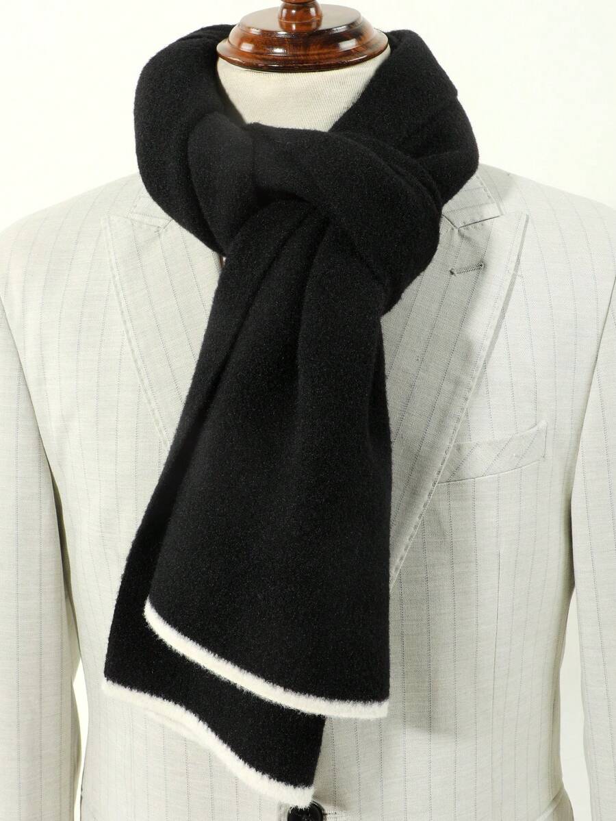 1條男士時尚純黑色白邊圍巾,採用類羊絨材質製成,簡約風格,保暖,適合秋冬日常穿著和旅行