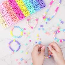 720入組糖果色心形珠子,星形和圓形散珠,可用於手工製作手鐲,項鍊和珠寶