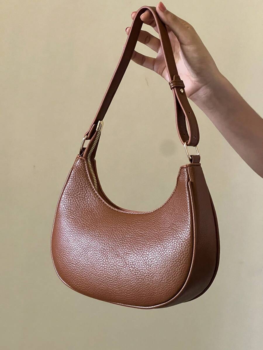 新品时尚简约大气月亮形亮面休闲经典日常通勤可拆卸单肩斜挎包