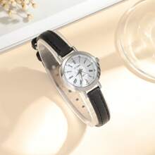 Inspirational Style Fresh Square Mesh Alloy Quartz Watch, Suitable For College Students - Black - View 2