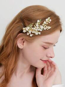 1入組優雅的假珍珠、花朵、葉子髮夾頭飾，適用於婚禮