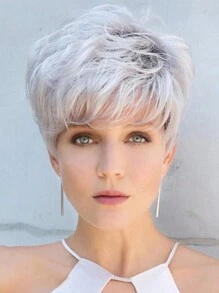 10英寸時尚女式短卷合成髮假髮，銀白色，自然蓬鬆感和側切瀏海，適用於日常穿著、婚禮、節慶及萬聖節服裝派對