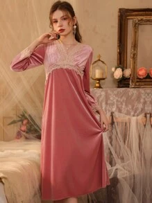 Luxurious And Sexy Pink Nightgown - Pink - View 1
