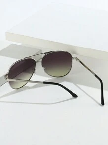 一副女士金属椭圆框复古双梁飞行员时尚眼镜，适合海滩度假、夏季海滩度假、户外活动和旅行。 - 彩色 - 查看 5