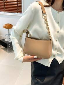 女士包包 2023 新款冬季法棍包简约优雅纯色单肩包，设计独特，非常适合斜挎包