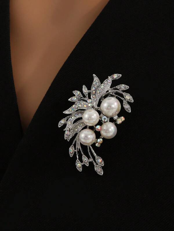 1 pieza Broche de estilo Mori con decoración de flor y perla sintética, adecuado como accesorio para vestidos, trajes de mujer, ropa, bolsos, ideal para la escuela