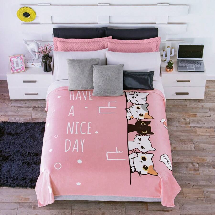 Concord Lightweight Cat Cover - Ultra-Soft Kittens