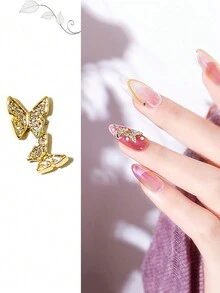 20 件微镶嵌蝴蝶设计美甲和珠宝配饰