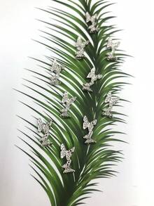 20 件微镶嵌蝴蝶设计美甲和珠宝配饰