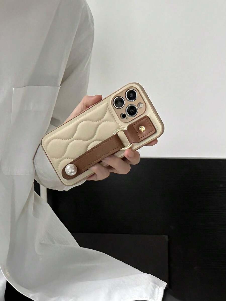 Ốp lưng điện thoại có đệm cổ tay bằng da lạc đà cổ điển độc đáo tương thích với iPhone 15, 14 Pro Max, 13/12/11/Xs/Xr/Xs Max - Màu Khaki - Xem 1