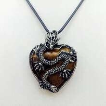 1個古董風格的天然石頭龍形吊墜項鍊,男女適用,心形晶、粉水晶靈氣療法水晶鑽飾品