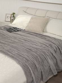 Cobijas Matrimonial Con Patrón De Rayas Cómodo y Suave, Frazada Matrimonial De Rayas Para Cama o Sofá, para Toda Estaciones, Disponible En Muchos Colores Diferentes (200*220 cm) - Gris - Ver 3