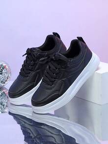 適合男孩、女孩和青少年的黑色休閒舒適步行鞋