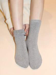 4雙裝烏黑色厚實毛茸茸中筒女襪,秋冬必備 - 黑色 - 查看 2